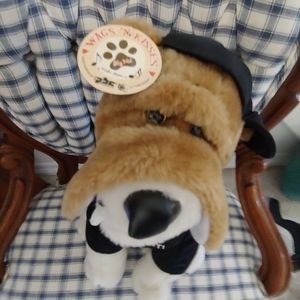 Wags & kisses automated dog sings and moves with tag attached batteries included